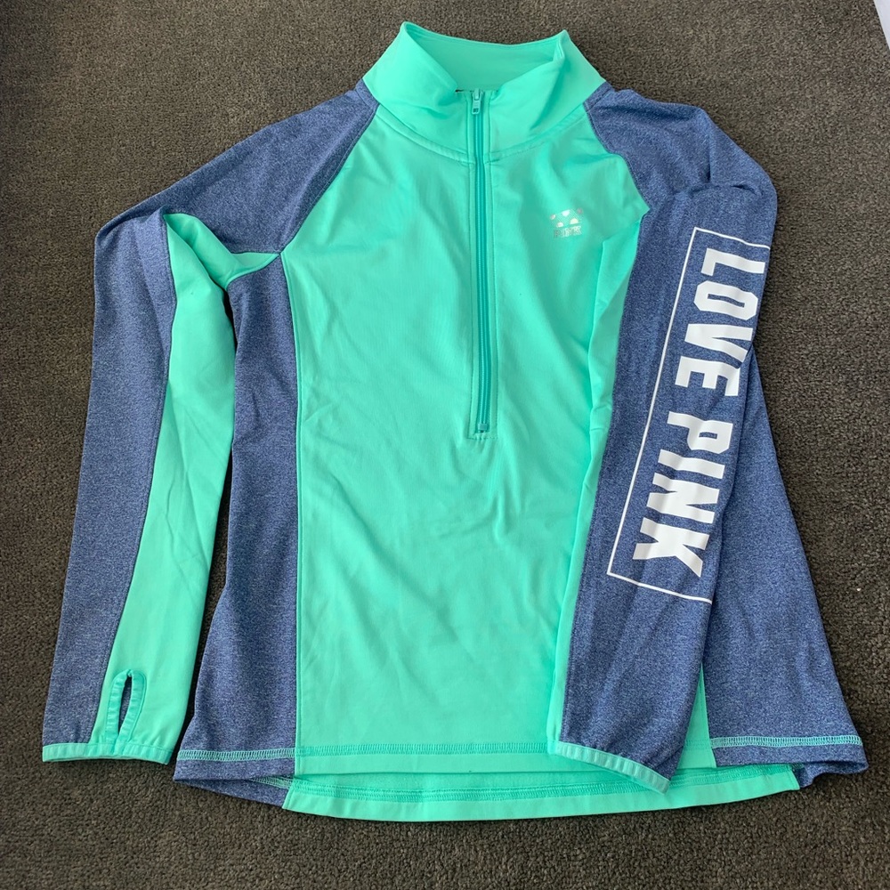 VS PINK 3/4 zip top